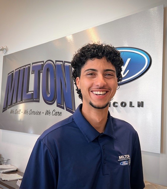 Youssef Chelif Sales Appointment Coordinator